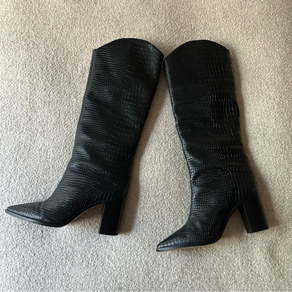 Sold - Picture 3 of 9